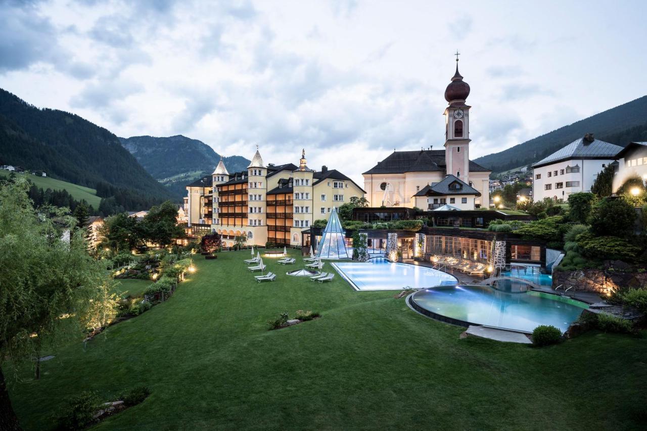 Adler Spa Resort Dolomiti Ortisei Luaran gambar