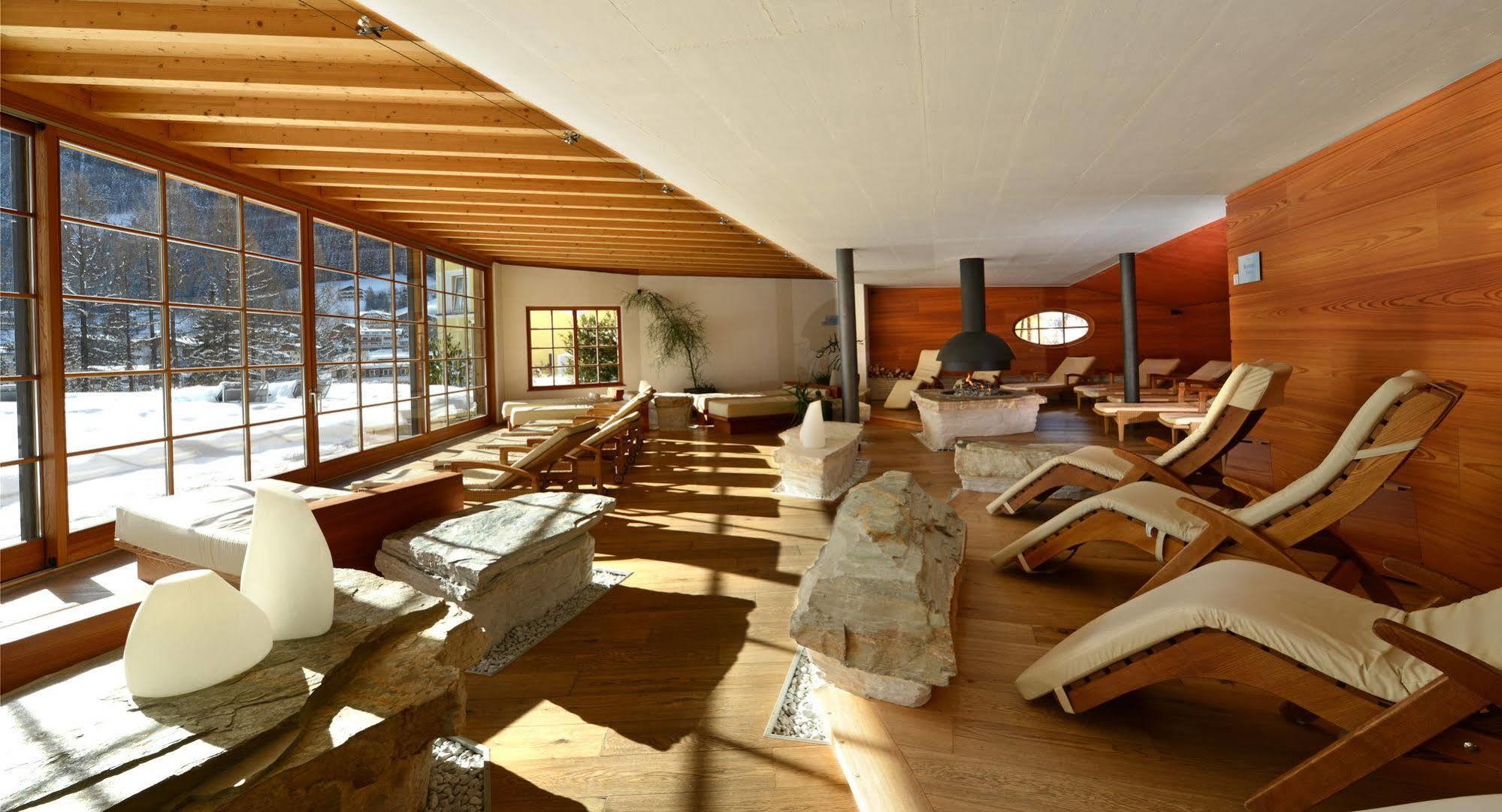 Adler Spa Resort Dolomiti Ortisei Luaran gambar
